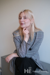 Lana, 25-aastane, Varssavi / Poola saatjad – 1