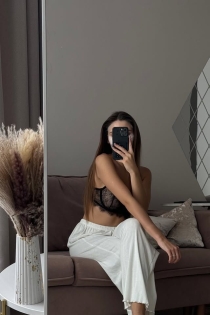Beyza, Miaka 23, Tirana / Albania Wasindikizaji - 2