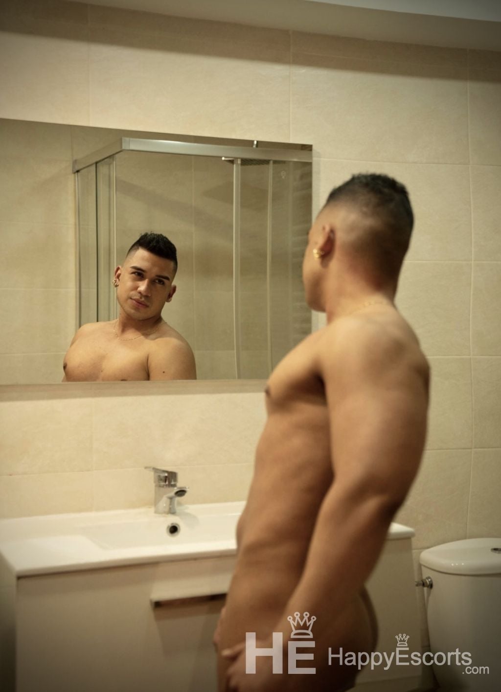 Alfonso, star 27 let - 1