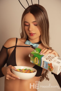 Valeria, Yaş 22, Tiran / Arnavutluk Eskortlar - 10