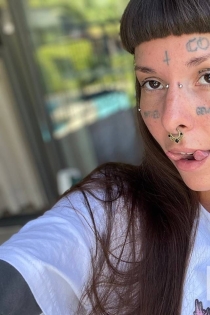 Marseline, Age 28 - 13