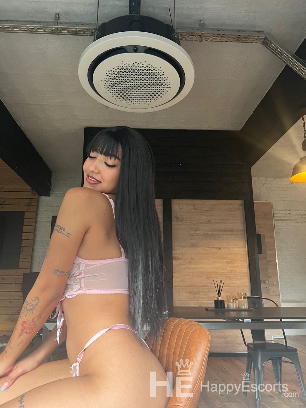 Camila, 21, Milano / Italia Escorts - 1