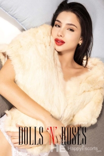 Kiara, Age 19, Escort in London / United Kingdom - 6