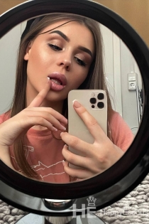 Anni, 20 ans, Paris / France Escortes - 3
