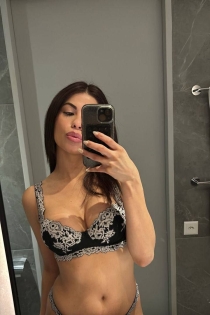 Rosa, 22 ans, Paris / France Escortes - 2