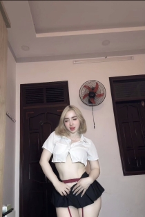 Maly, Age 21, Escort in Vlorë / Albania - 3