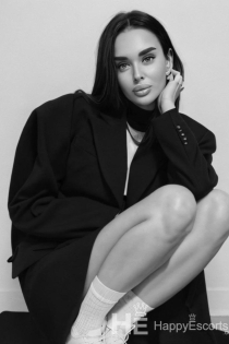 Monro, Age 22, Escort in Dubai / UAE - 9