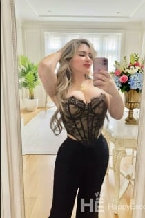 Isabella, 34 de ani - 20 an