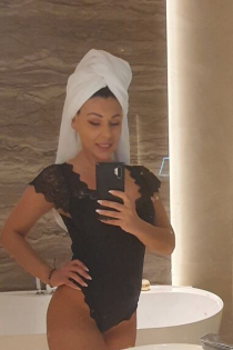 Bella, 23 let, Tirana / Albánie Escorts – 7