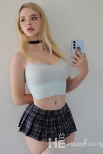 Фиона, 23 година, Загреб / Цроатиа Есцортс - 5