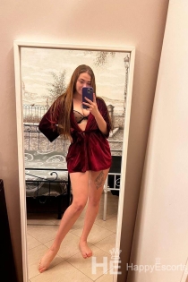 Mona, věk 26, Tirana / Albánie Escorts - 2