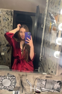 Mona, starost 26, Tirana / Albanija Spremljevalci - 5