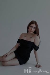 Dora, 24 let, Tirana / Albanija Spremljevalke - 7