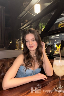 Vera, Usia 23, Tirana / Albania Pengawal - 6