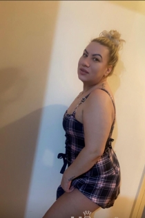 Ana, Age 42, Escort in London / United Kingdom - 2