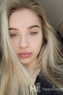 Katalina, Age 23, Escort in Tirana / Albania - 3