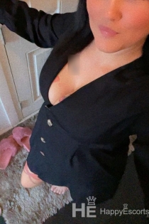 Emma, Age 32, Escort in London / United Kingdom - 2