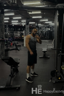 Edvard, Eskort, VIP, Vek 28, Kyjev / Ukrajina Eskortky - 2