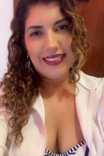 Angelinne Samya, 31 m., Faro / Portugalijos palydos – 4