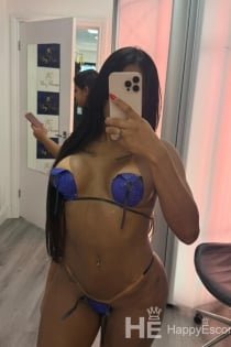 Λάρισα Βραζιλιάνα, Ηλικία 29, Αθήνα / Ελλάδα Συνοδοί - 4