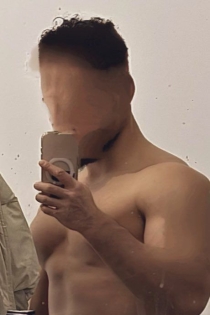 Andr, 32 m., Bordo / Prancūzijos palydos – 2