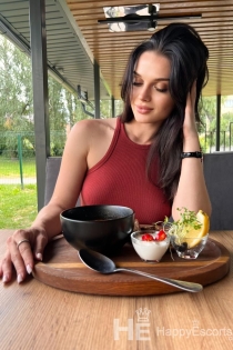 Alina, Miaka 23, Riga / Latvia Wasindikizaji - 6