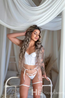 Sara, Age 25, Escort in London / United Kingdom - 1