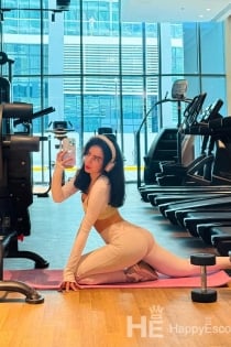 Laine, Age 22, Escort in London / United Kingdom - 9