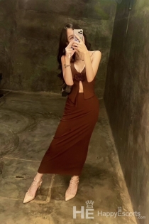 Yuri, 21 anni, Bangkok / Thailandia Escort - 8