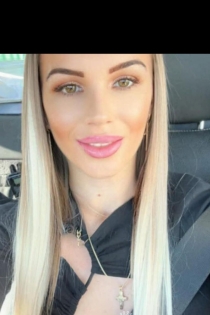 Anna, 24 let, Berlin / Nemčija Spremljevalci - 6