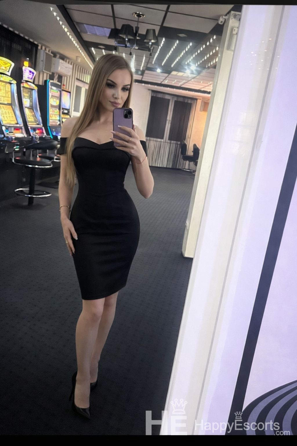 Anna, Age 25 - 1