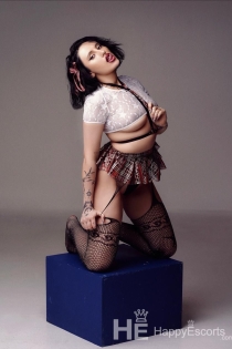 Arina, Miaka 27, Riga / Latvia Wasindikizaji - 7