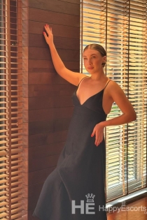 Sandra, Yaş 23, İstanbul / Türkiye Eskortlar - 4