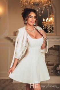 Sophie, 26 ans, Cannes / France Escortes - 13
