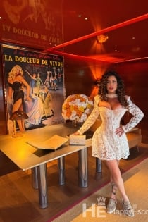Sophie, 26 ans, Cannes / France Escortes - 18