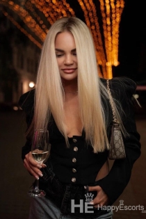 Sienna, 24 anni, Milano / Italia Escort - 2