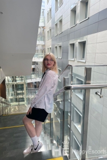 Chloe, 25 let, Lyon / France Escorts – 3