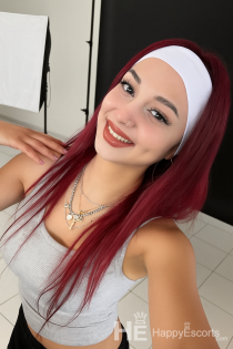 Lora, 21 let, Istanbul / Turecko Eskorty - 3