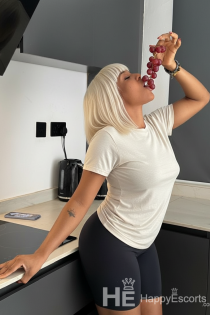 Mellye, Alter 25, Escort in Stuttgart / Deutschland - 4