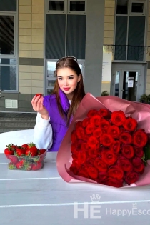 Gia, Ηλικία 24, Φλωρεντία / Ιταλία Συνοδοί - 2