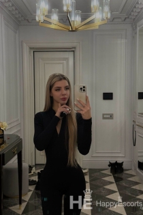 Hazel, Age 22, Milan / Italy Escorts - 2