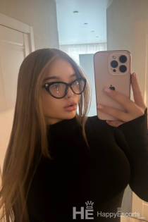 Kaia, 25 anni, Milano / Italia Escort - 2