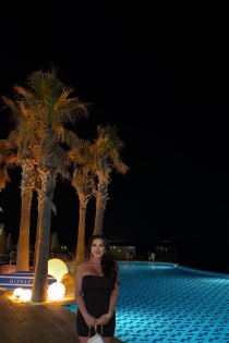 Merlan, starost 35, Tirana / Albanija Spremljevalci - 8