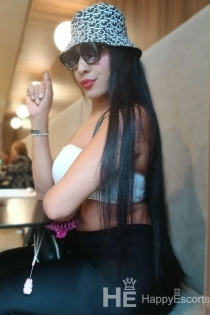 Sofa, Alter 24, Escort in A Coruña / Spanien - 3