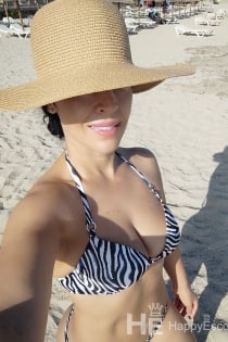 Isabela, 34 let