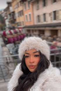 Viviane Brando, 29 éves - 3