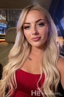 enay, 28 éves, Tirana/Albánia kísérők – 2