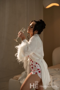 Kriss, 20 años, Tallin / Estonia Escorts - 5