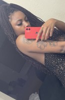 Finee Chinaa, 28 let, Nashville / ZDA Spremljevalci