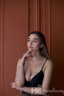 Ramona, Yaş 19, İstanbul / Türkiye Eskortları - 7